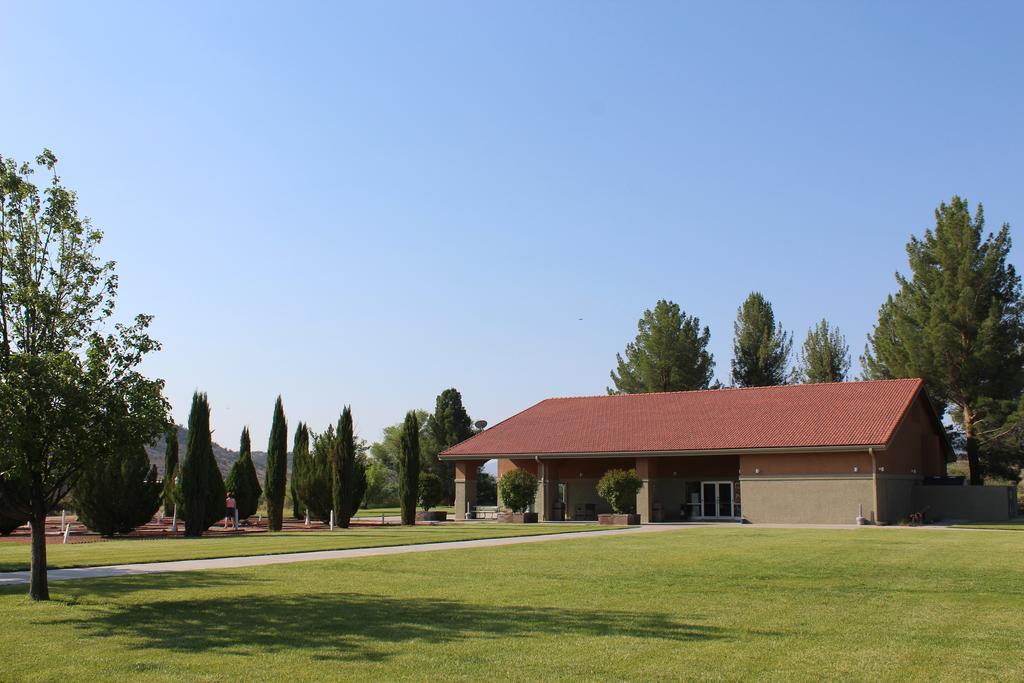 Verde Valley Studio Park Model Cabin 16 코튼우드 외부 사진